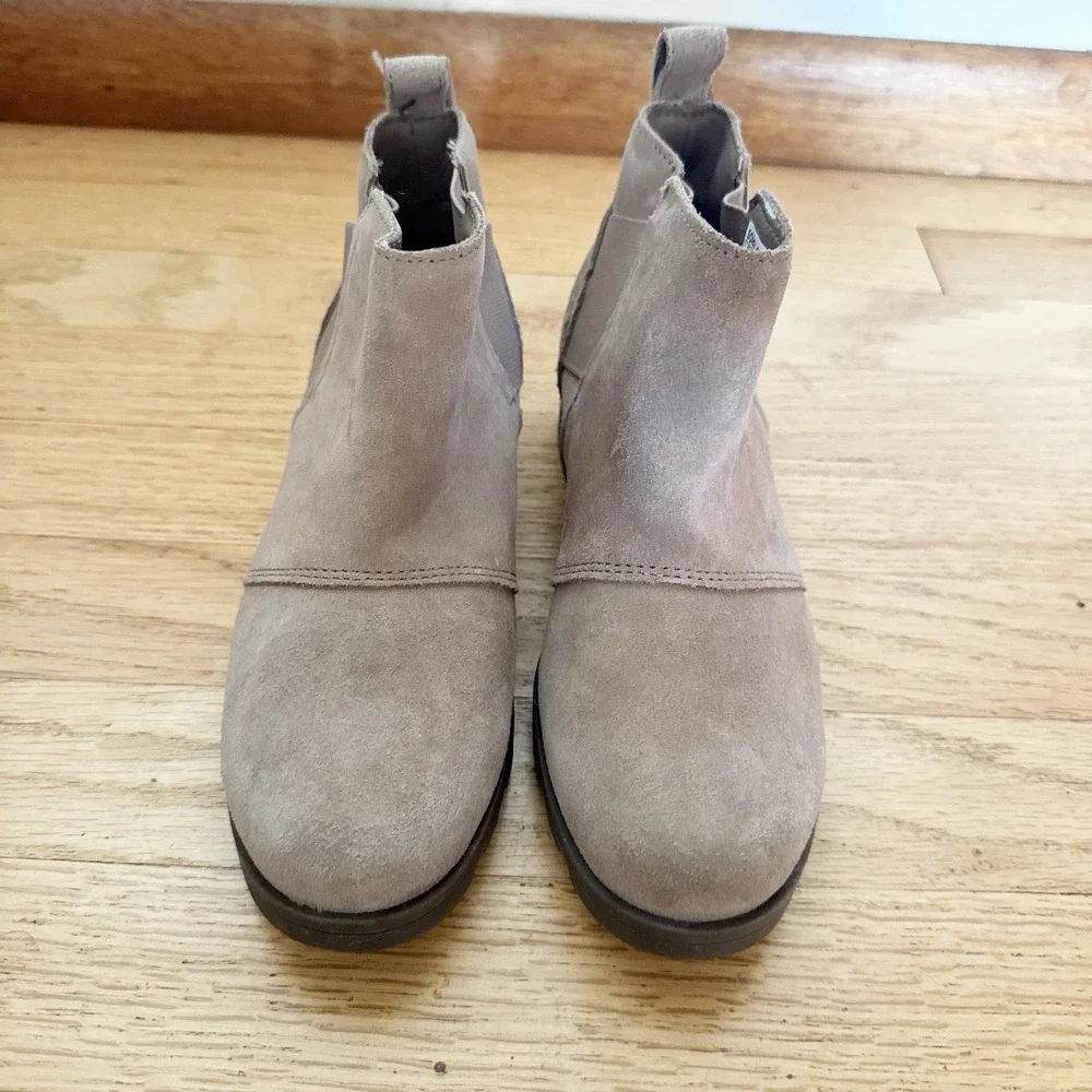 Sorel Emilie Chelsea Women's Size 3 Girls Suede Cattail Tan Ankle Boots